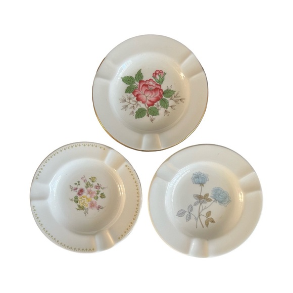 Set of (3) Wedgwood Bone China 4.5” Ashtrays - Picture 1 of 7